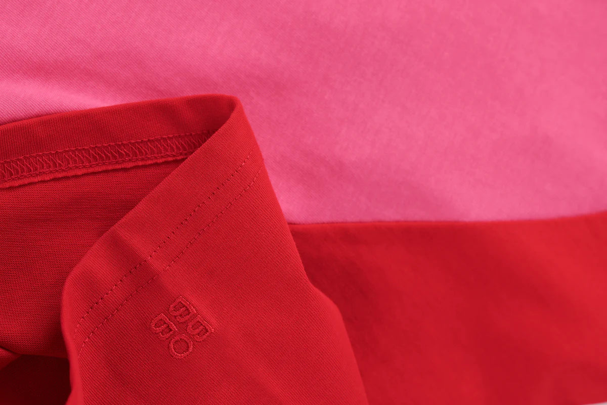 Raglan Crop in Red/Pink