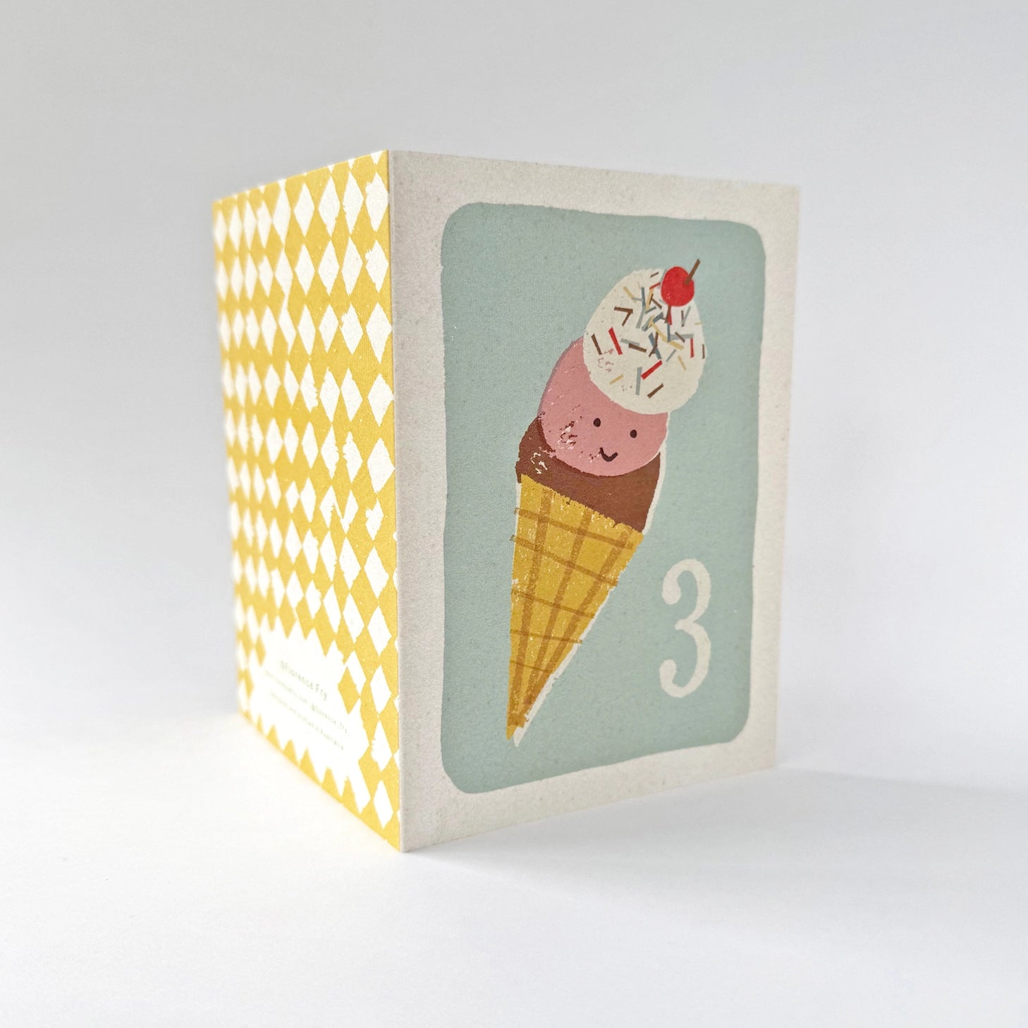 3 Ice Cream Scoops