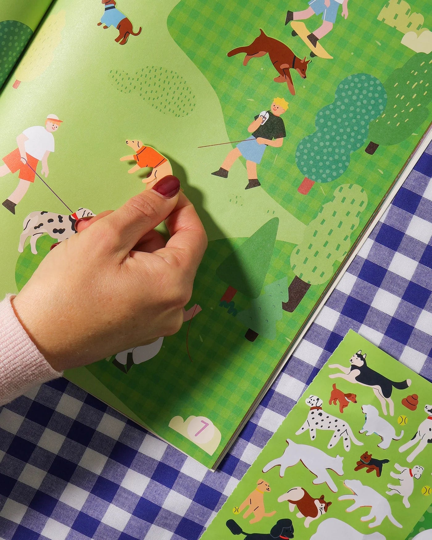 Kids Sticker Book - Picnic