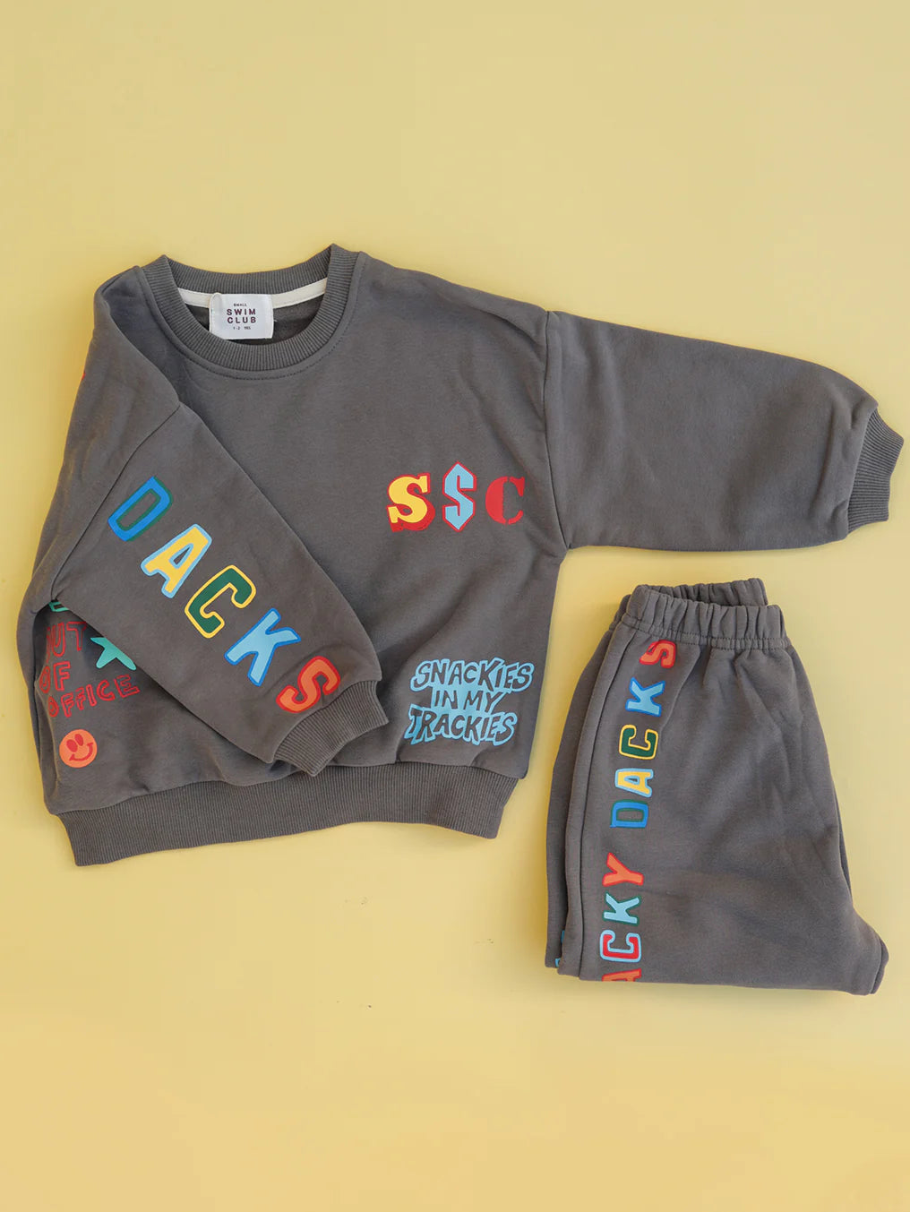 Tracky Dacks - Blackboard