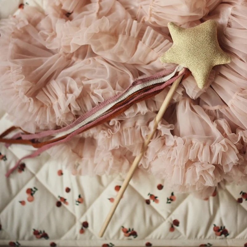 Avery Row ~ Children's Gold Knitted Sparkle Wand