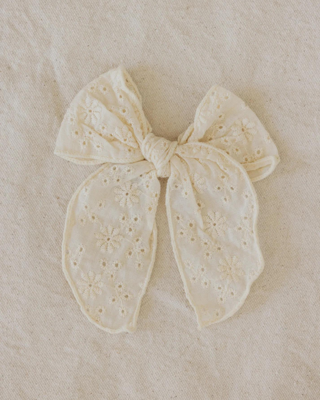 Valencia Byron Bay ~ Cotton Bow