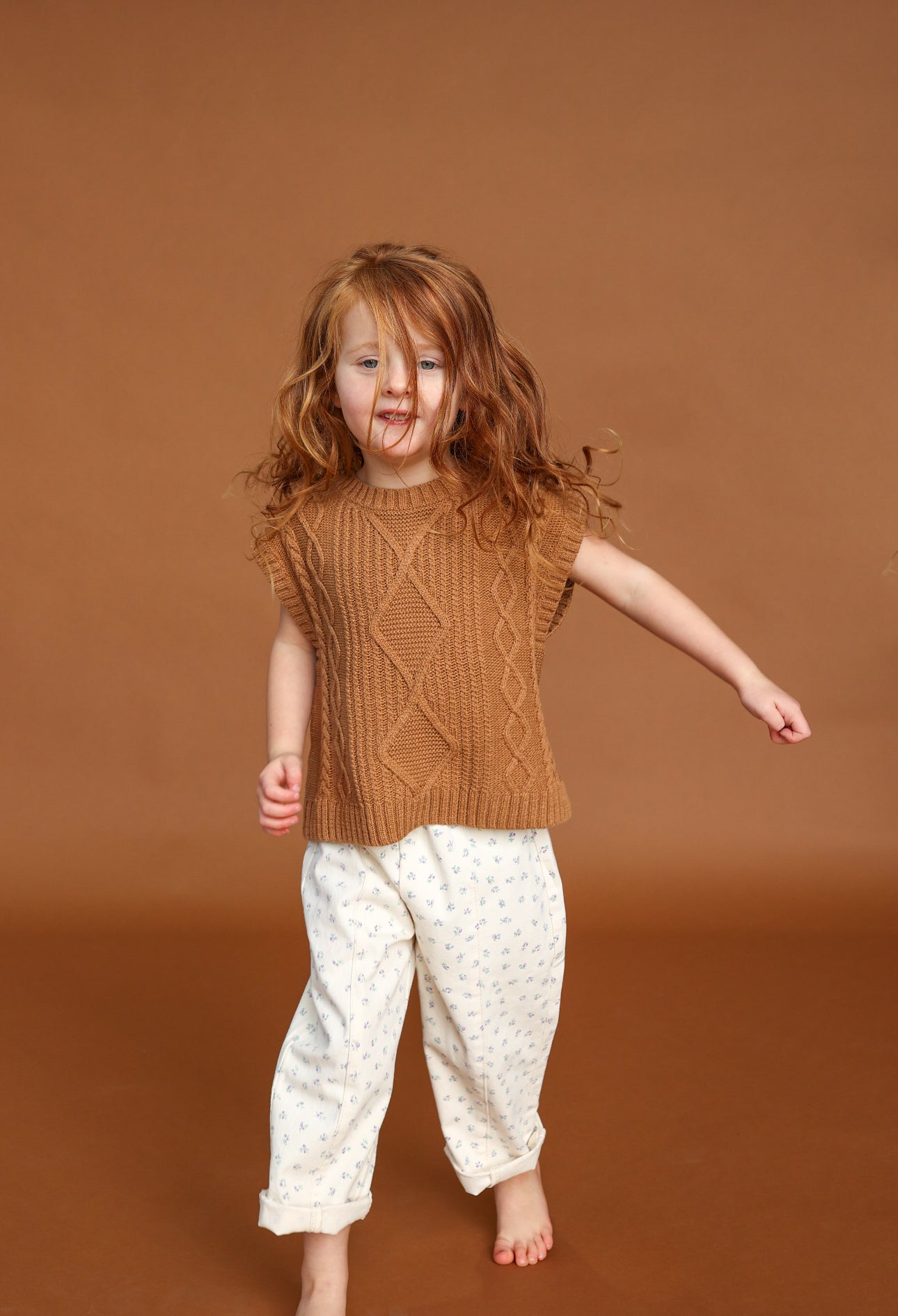 Chunky Cable Knit Vest - Toast