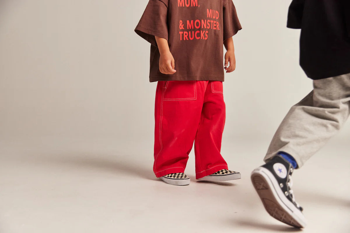 MMM tee in brown/red