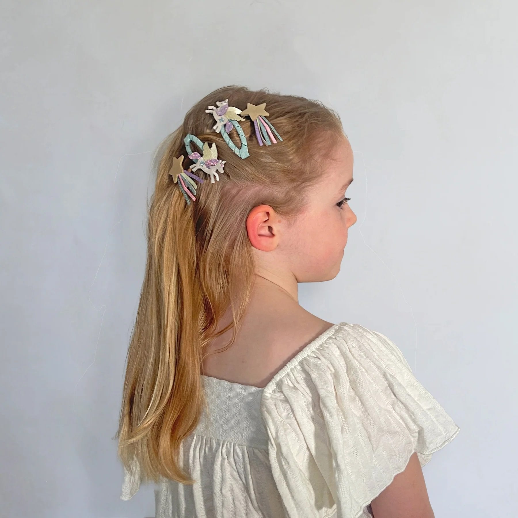 Mimi & Lula ~ Flying unicorn clip set