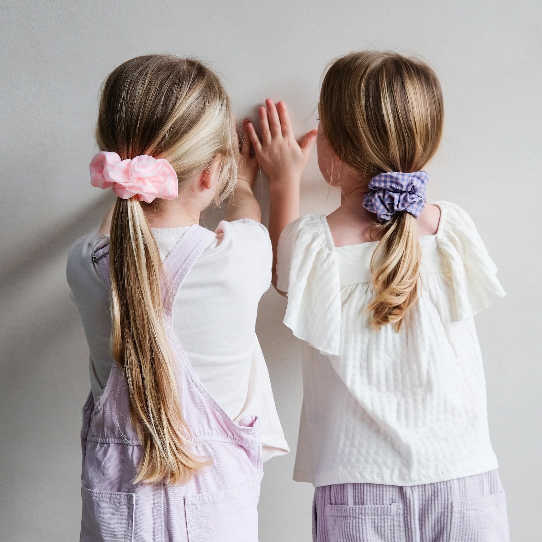 Mimi & Lula ~ Giant checked scrunchie