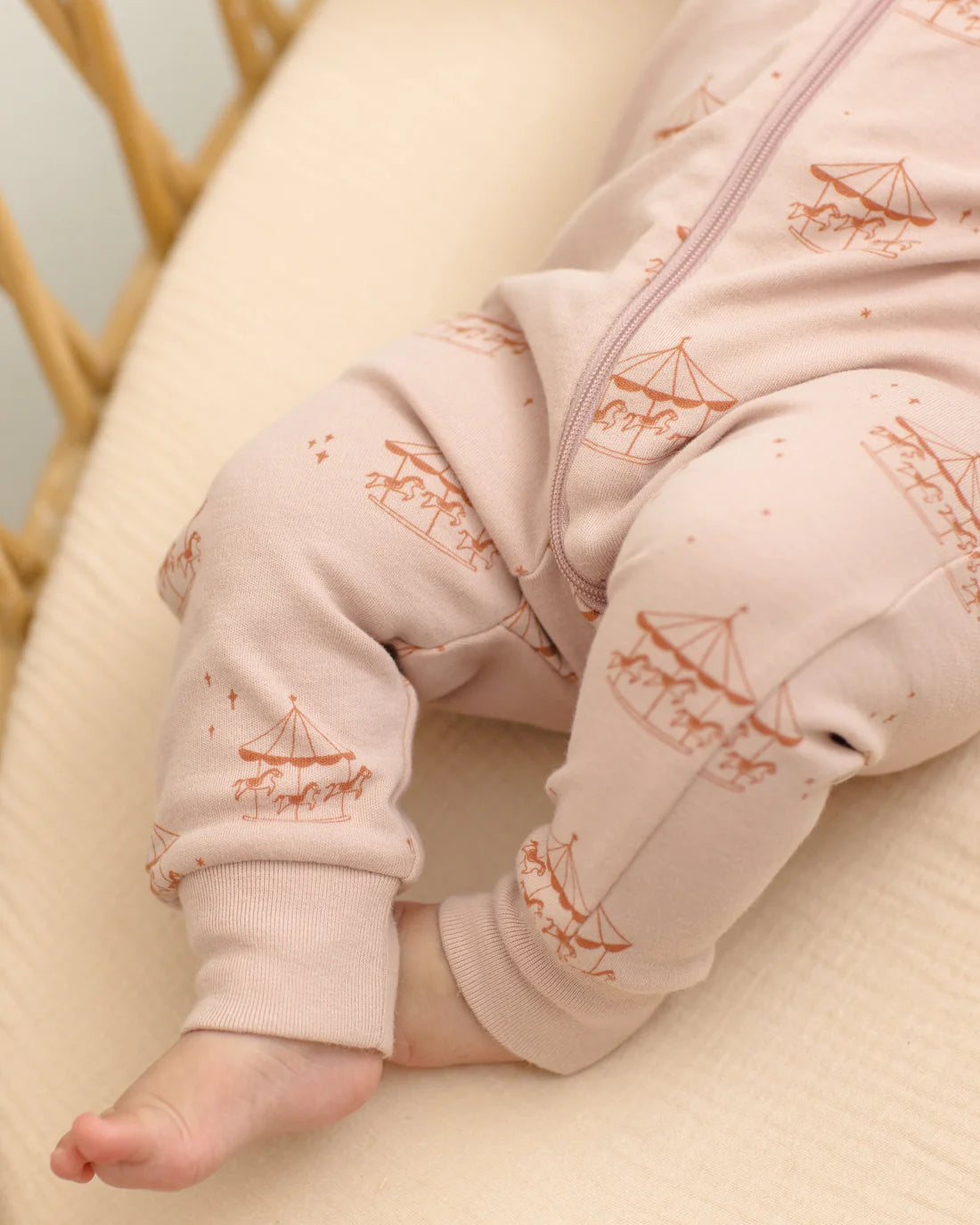 Zip Longsleeve Sleeper Carousel