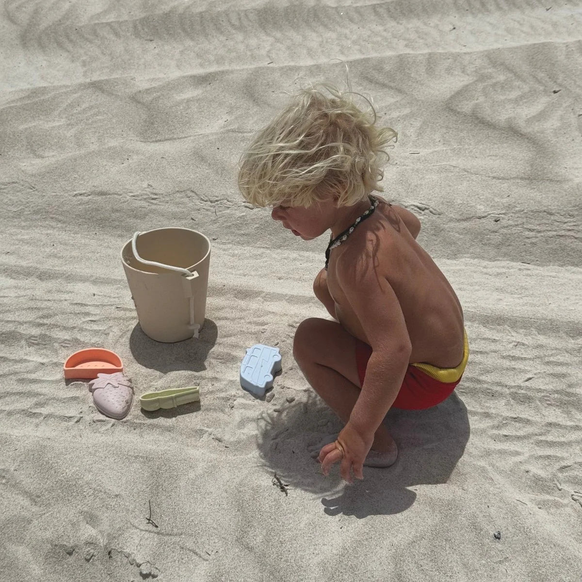 Silicone Bucket & Spade Set - Apple Sorbet