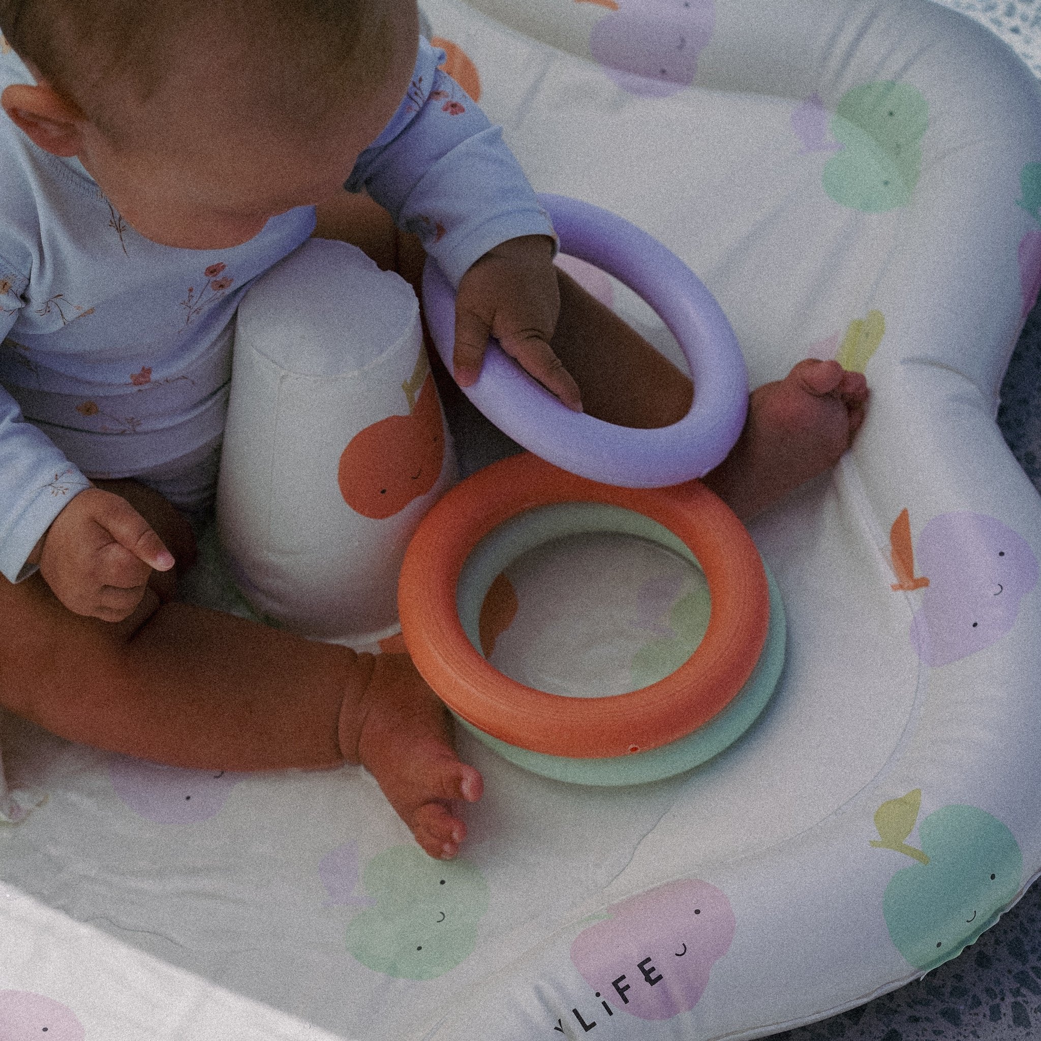 SUNNYLiFE ~ Baby Playmat with Shade - Apple Sorbet Multi