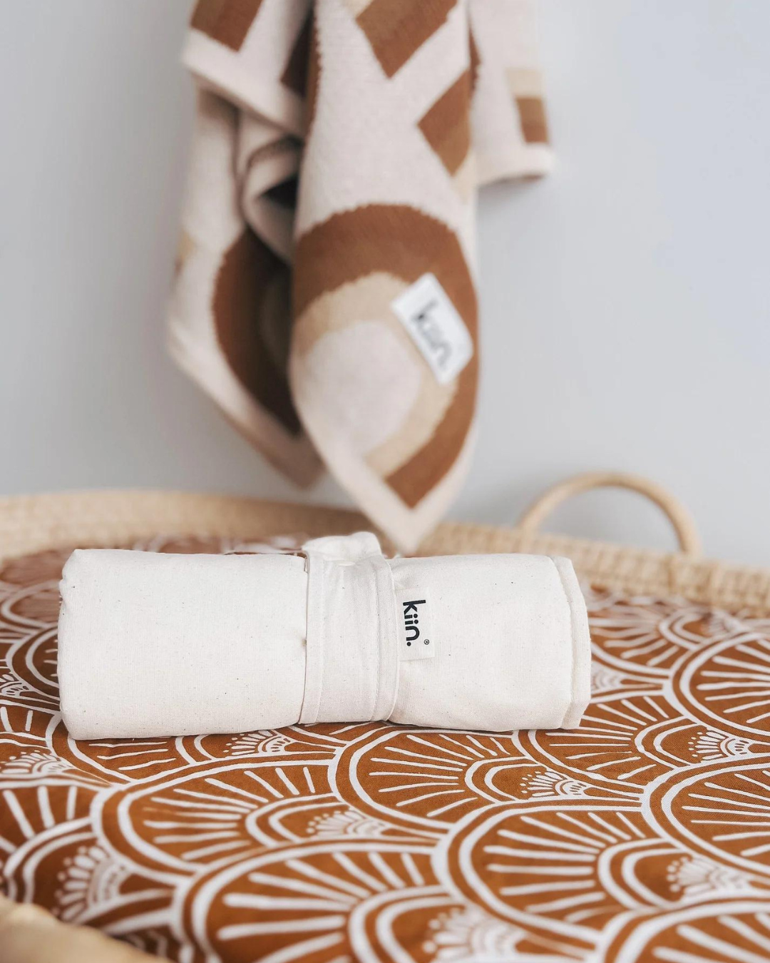 Kiin Baby ~ Travel Change Mat - Oatmeal